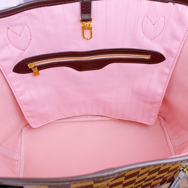 ルイヴィトンバッグ角部分ディテール